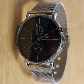 Мужские наручные часы на металлическом браслете Daniel Wellington CWCR004