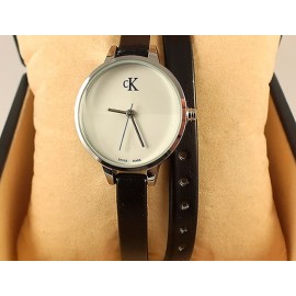 Часы с двойным ремнем Calvin Klein CWD006